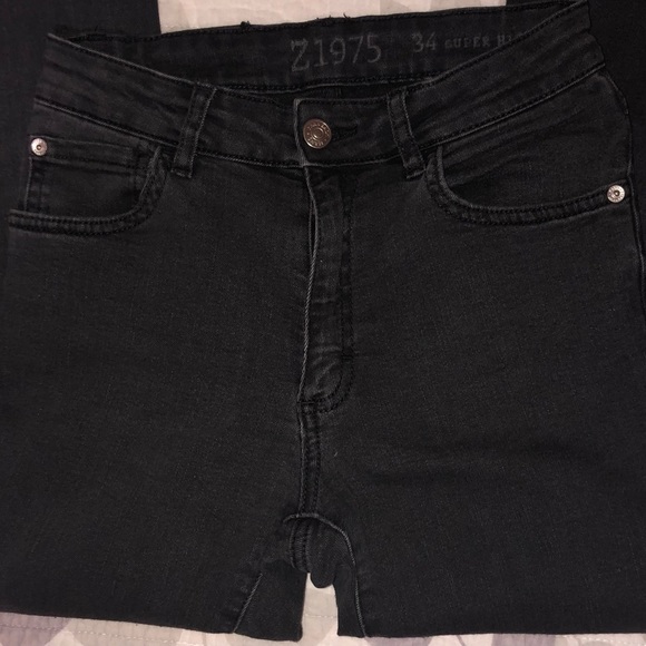 🖤FINAL SALE🖤 Zara Z1975 Skinny Jeans Black Mid Rise Size 2 — Slim Fit Classic - Picture 7 of 11